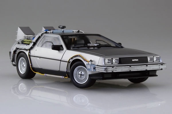 Delorean Time Machine от Aoshima