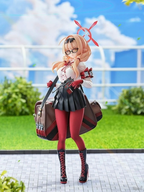 Фигурка Hinomiya Chinatsu от Yostar