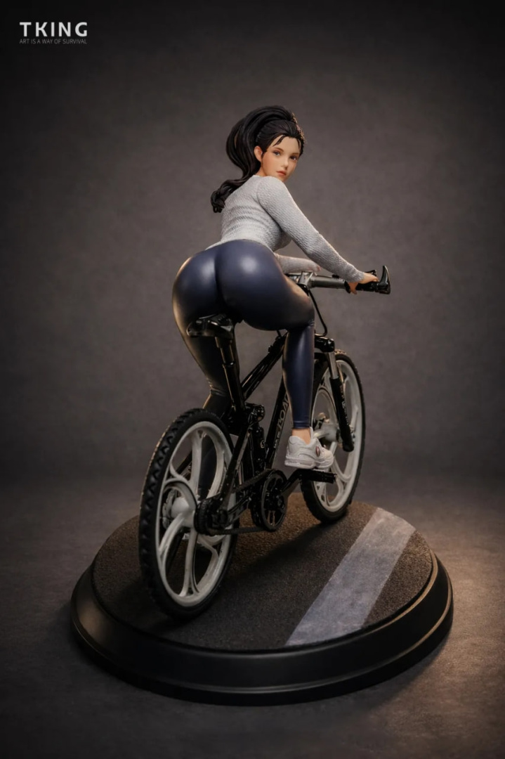 Cycling Girl от Tking Studio