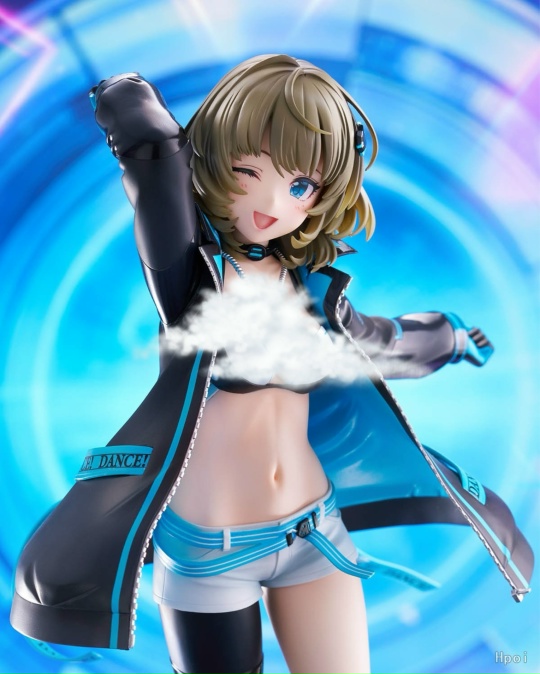 Takagaki Kaede от WAVE