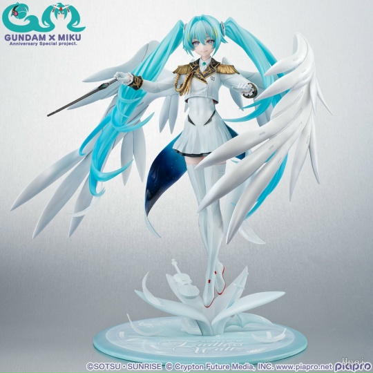 Hatsune Miku от MegaHouse