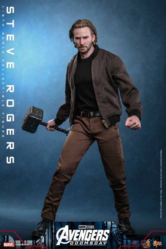 Фигурка Steve Rogers от Hot Toys Обычная версия