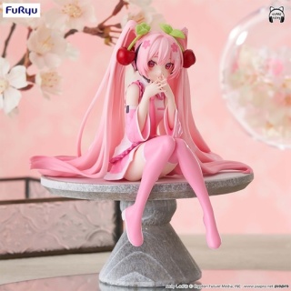 Фигурка Hatsune Miku Sakura от FuRyu