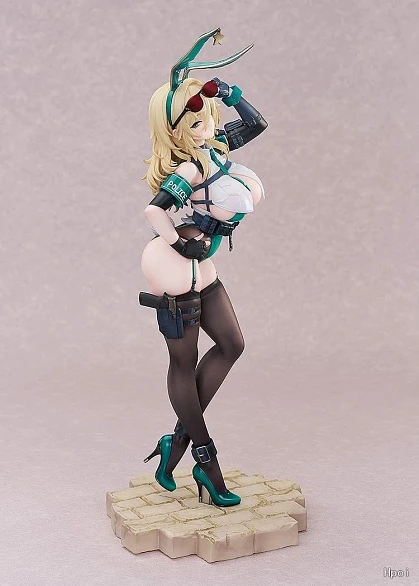 Фигурка Bunny Cop 01 от Good Smile Company, Luminous box