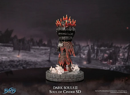 Фигурка Gwyn (Lord of Cinder) от First 4 Figures F4F