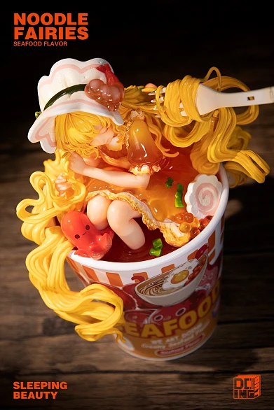 Фигурка Cup Noodle Girl - Seafood Flavor, Fried Noodle Girl - Original Sauce от WeArtDoing Studio Вариант «Стаканчик с лапшой - Морепродукты»