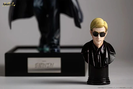 Фигурка Levi Ackerman, Erwin Smith от Mahakala Studio Вариант Эрвин Смит