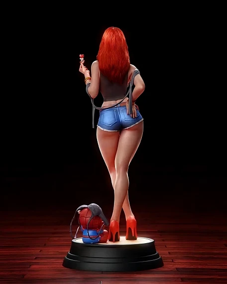 Фигурка Mary Jane Watson от Venus Customs Studio Версия в черном топике
