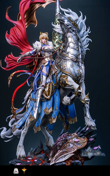 Фигурка Artoria Pendragon (Saber) от UMM STUDIOS Версия C