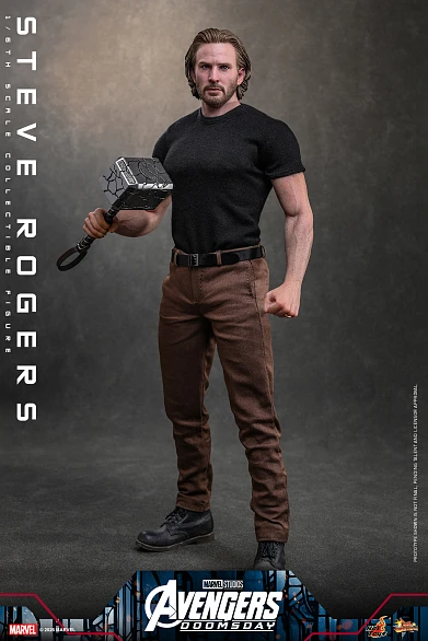 Фигурка Steve Rogers от Hot Toys Делюкс версия