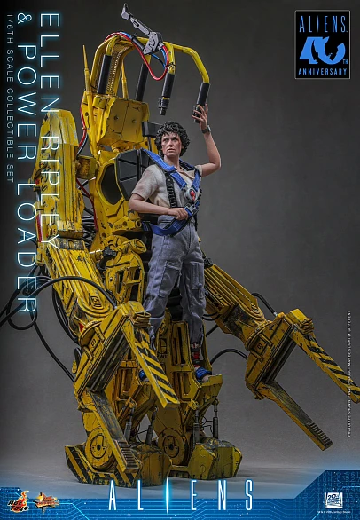 Фигурка Ellen Ripley, Power Loader от Hot Toys Набор с Эллен и погрузчиком