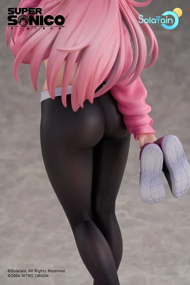 Фигурка Super Sonico от Solarain Toys
