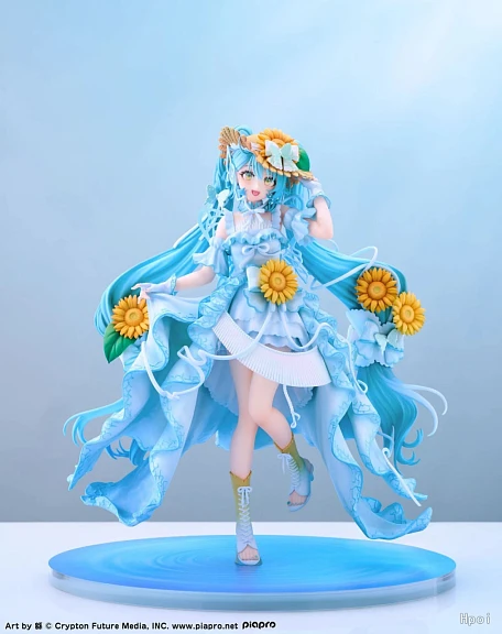 Фигурка Hatsune Miku от Design COCO