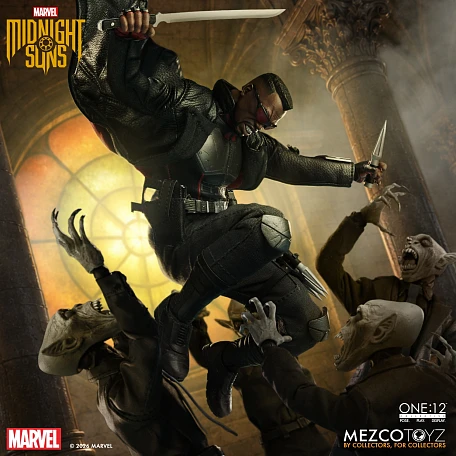 Фигурка Blade от Mezco Toys