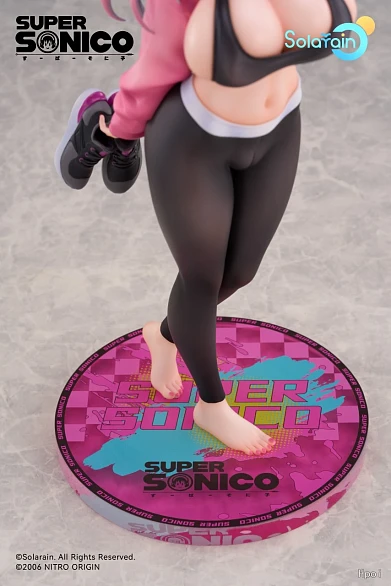 Фигурка Super Sonico от Solarain Toys