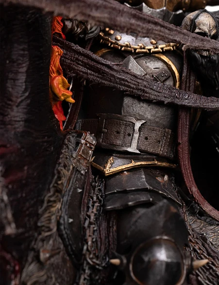 Фигурка Archaon the Everchosen от WETA Workshop