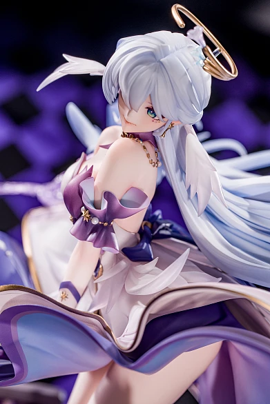Фигурка Robin от Flowing Light Studio