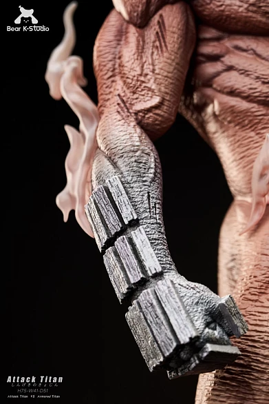 Фигурка Armored Titan (Reiner Braun), Attack Titan (Eren Jaeger) от BK Studio