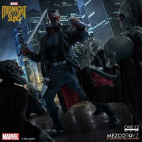 Фигурка Blade от Mezco Toys