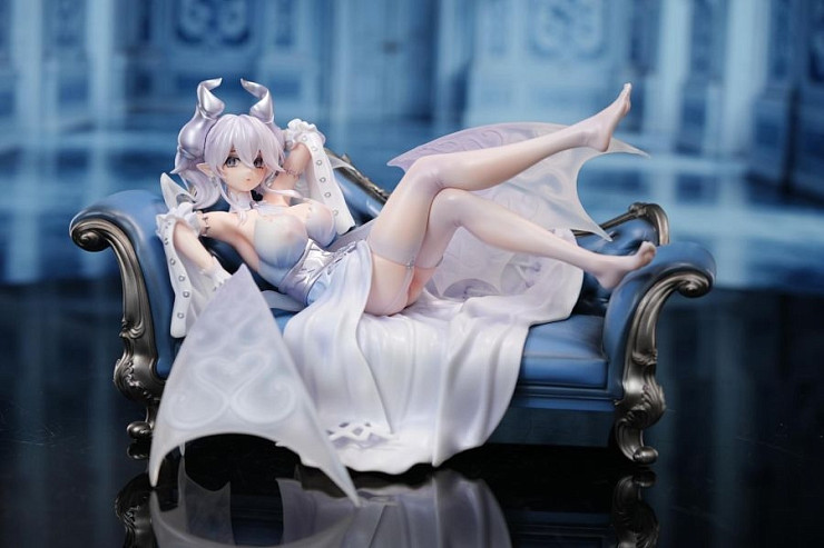 Фигурка Lady Labrynth of the Silver Castle от TouFou Figure Studio Обычная версия