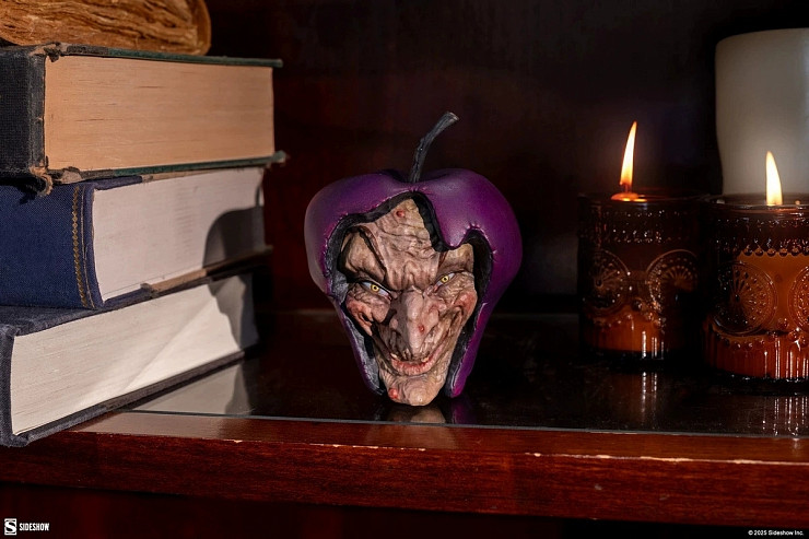 The Witch Apple от Sideshow Collectibles