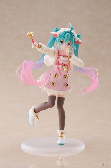 Фигурка Hatsune Miku от TAiTO