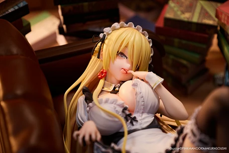 Фигурка Alice от PINKMANGO Делюкс версия