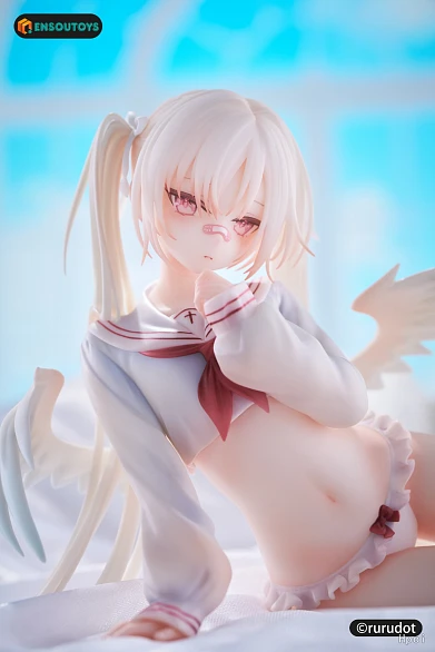 Фигурка Elle от ENSOUTOYS