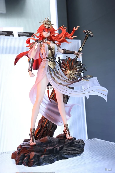 Фигурка Augusta от Hobby Sakura