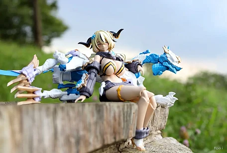 Фигурка Enil от Kotobukiya