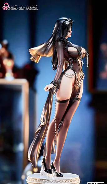 Фигурка Dark Nun от Real On Real