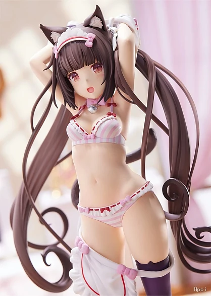 Фигурка Chocola от Plum