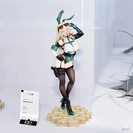 Фигурка Bunny Cop 01 от Good Smile Company, Luminous box
