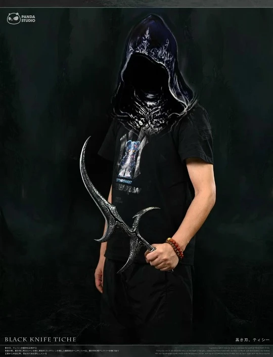 Фигурка Black Knife от Panda Studio
