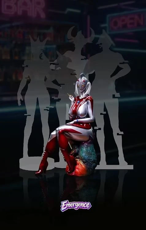Фигурка Mother of Ultra от Emergence Studio