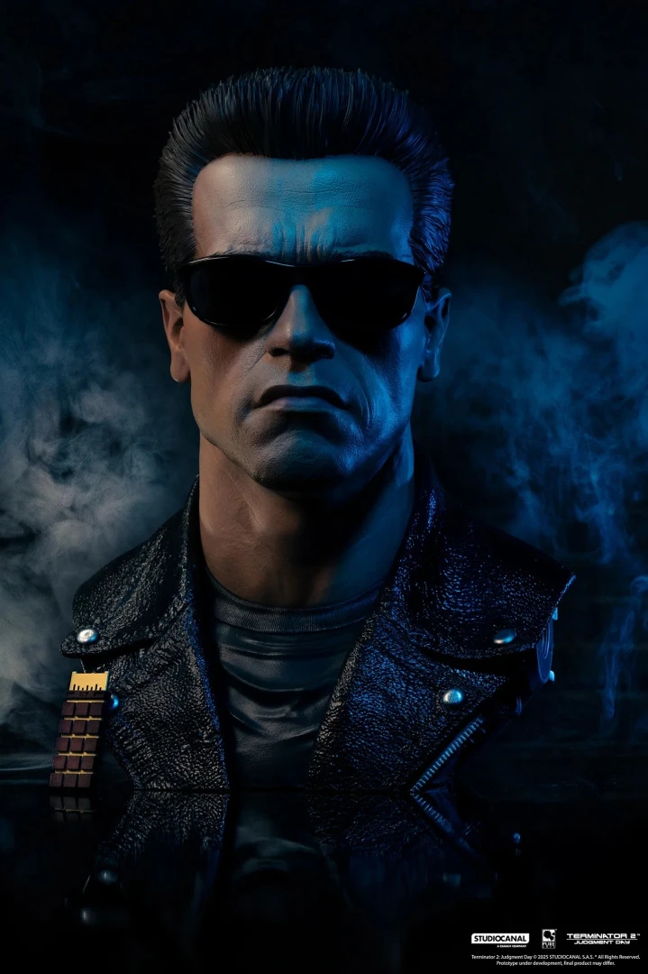 Фигурка T-800 от PureArts
