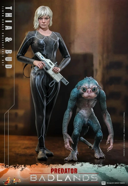 Фигурка Thia, Bud от Hot Toys