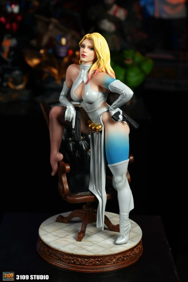 Фигурка Mystique от 3109 Studio