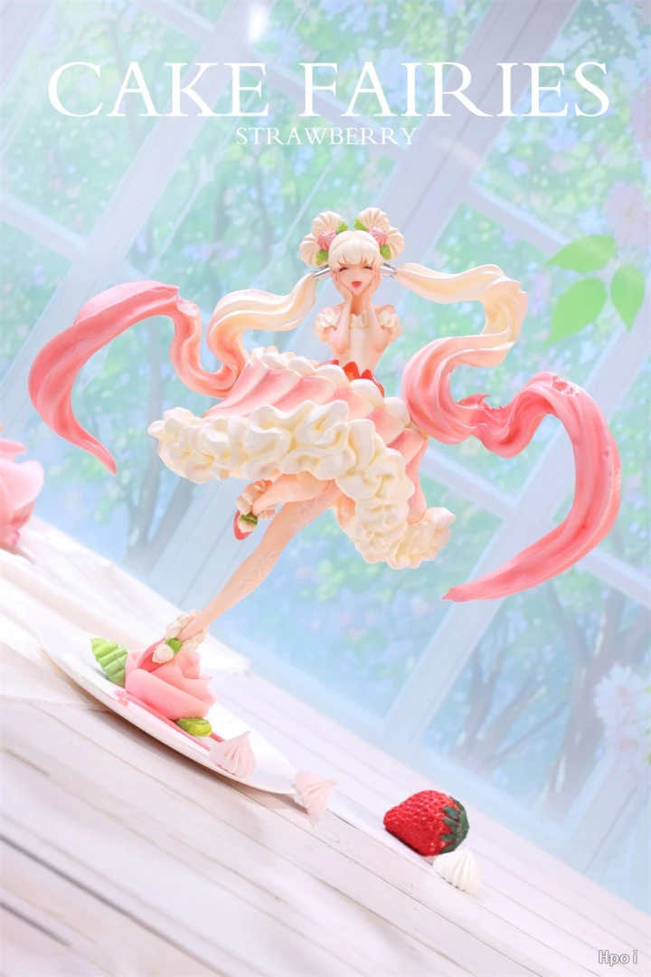 Фигурка Сake Fairies Strawberry от WeArtDoing Studio