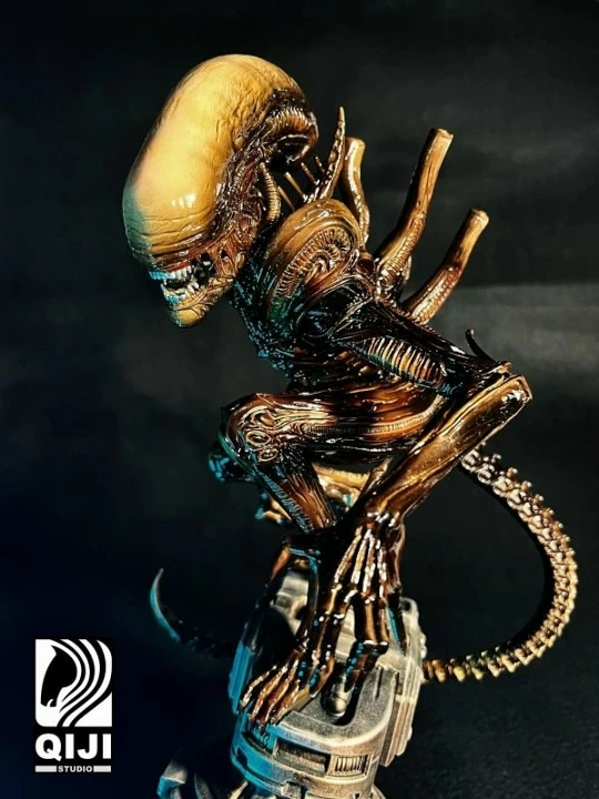 Xenomorph от QiJi Studio