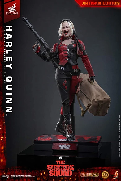 Фигурка Harley Quinn от Hot Toys