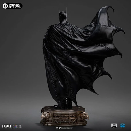 Фигурка Batman от Iron Studios