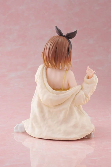 Фигурка Reisalin Stout от Taito