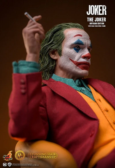 Фигурка Joker от Hot Toys