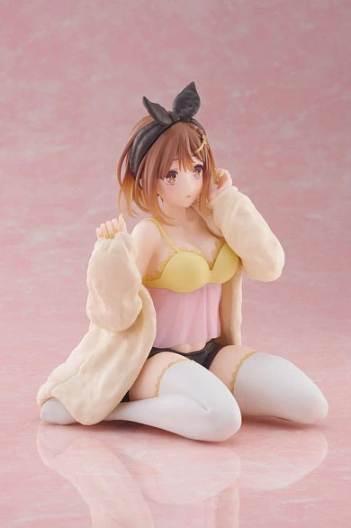 Фигурка Reisalin Stout от Taito