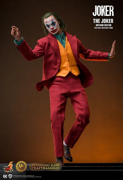 Фигурка Joker от Hot Toys