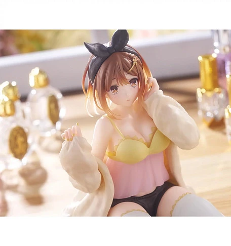 Фигурка Reisalin Stout от Taito