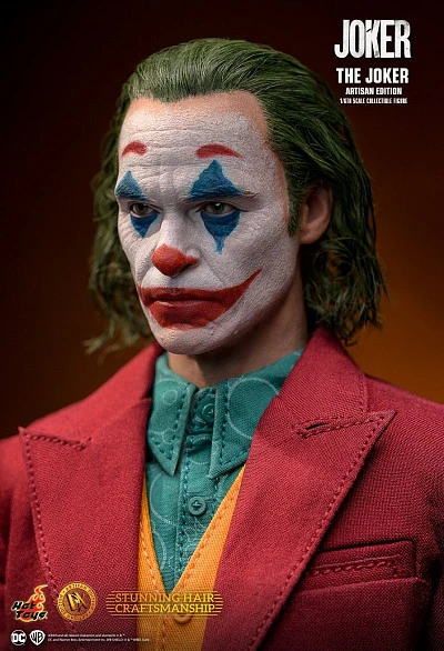 Фигурка Joker от Hot Toys