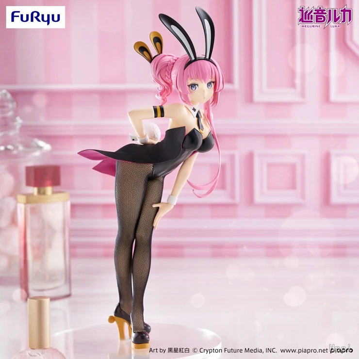 Фигурка Megurine Luka от FuRyu
