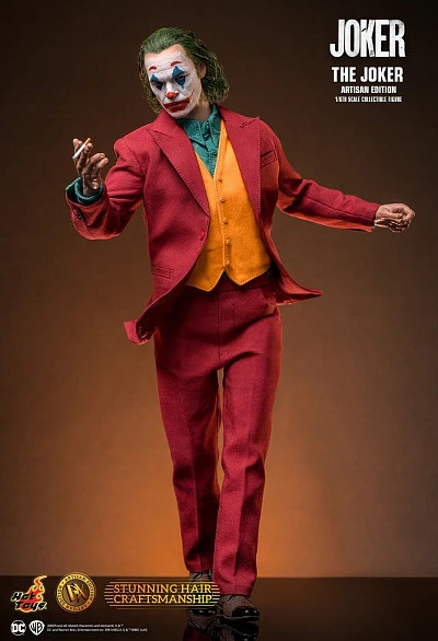 Фигурка Joker от Hot Toys